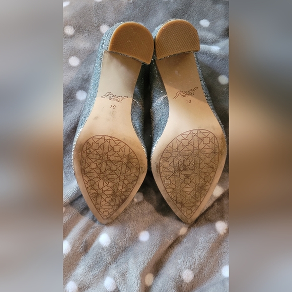 Jewel Badgley Mishka Pumps - Picture 4 of 4